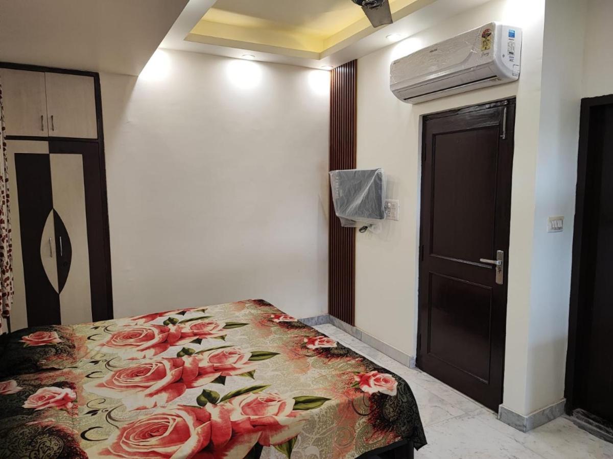Sun Moon Residency And Apartments, Hotels In Rohini デリー エクステリア 写真
