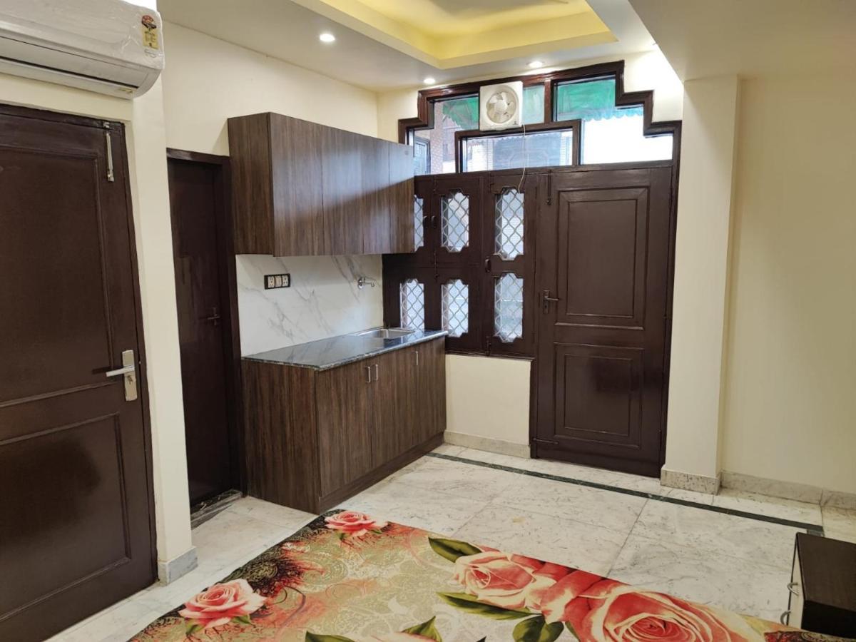 Sun Moon Residency And Apartments, Hotels In Rohini デリー エクステリア 写真
